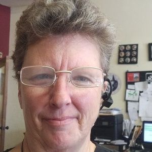 Meet your Posher, Kellie